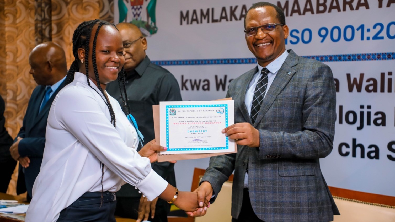 WANAFUNZI WATAKIWA KUTUMIA FURSA KWENYE ELIMU